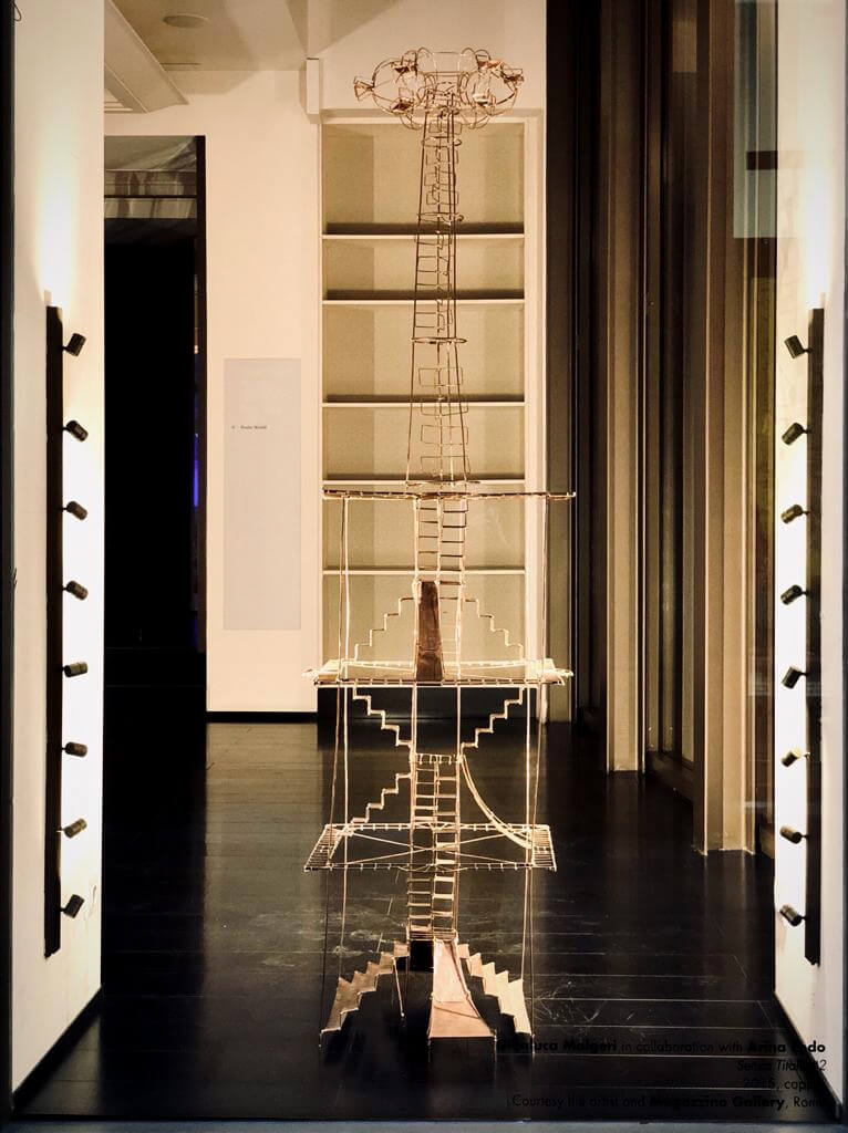 Exhibition view, Viavài